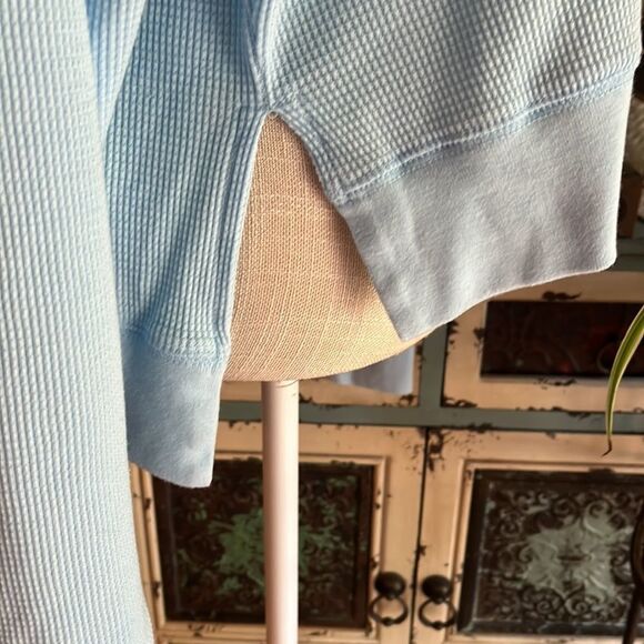 Juniors' SO Cropped Thermal Top Size XL Light Blue - Picture 6 of 13